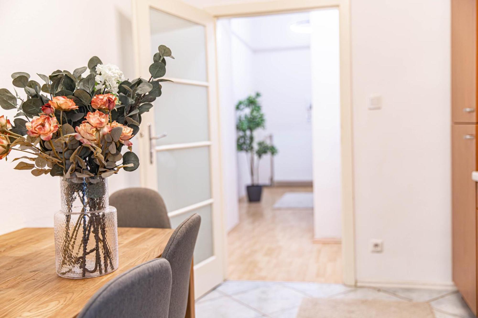 Stylish Apartment, Next To Schloss Belvedere Apartment Wien